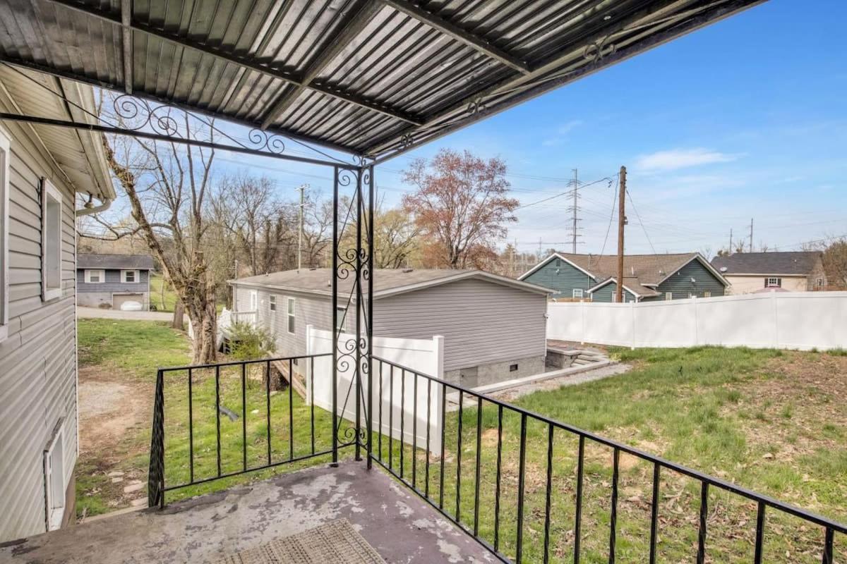 2-Bedroom Pet-Friendly Apartment In East Knoxville Exterior foto